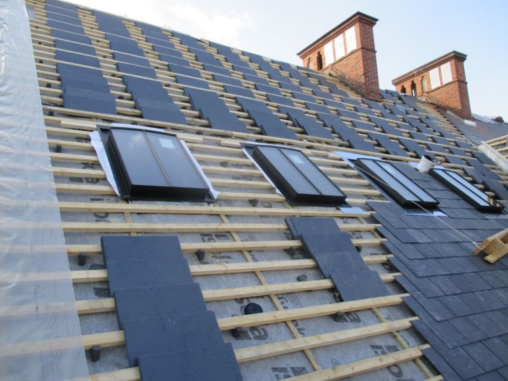 W&auml;rmeged&auml;mmte Stahldachfenster